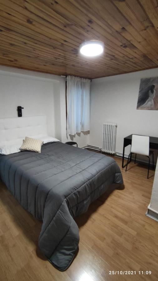 Hostal Ars Puigcerdà Exterior foto